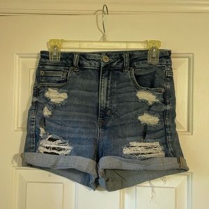 American Eagle Curvy Hi-Rise Shortie Next Level Stretch Jean Shorts